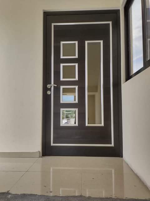 Puerta P66