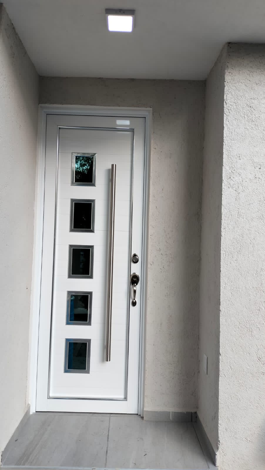 Puerta P68