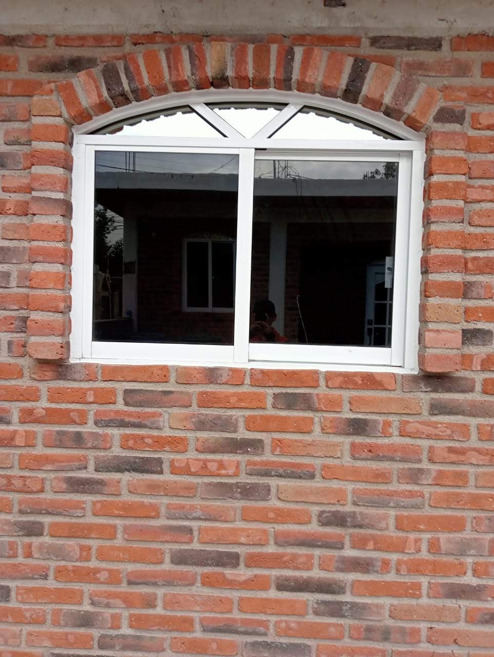 Ventana V6